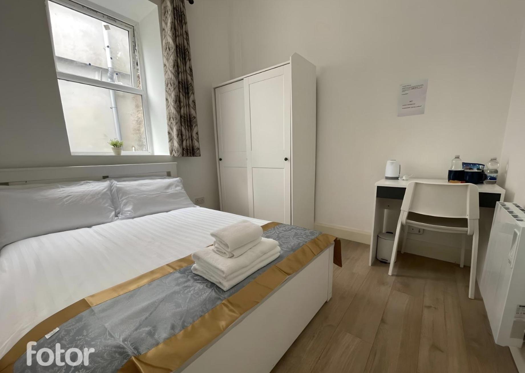 Leitrim Property Cork Extérieur photo